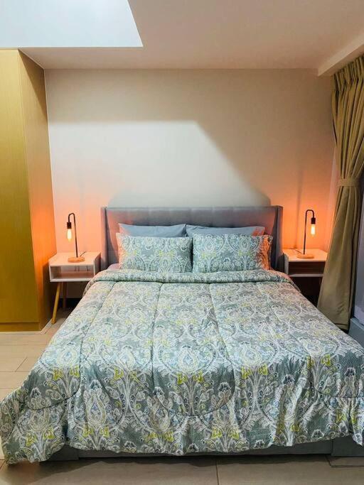 Cosy Executive 1 Bedroom Uptown Parksuites Ultra Fast Internet Манила Экстерьер фото